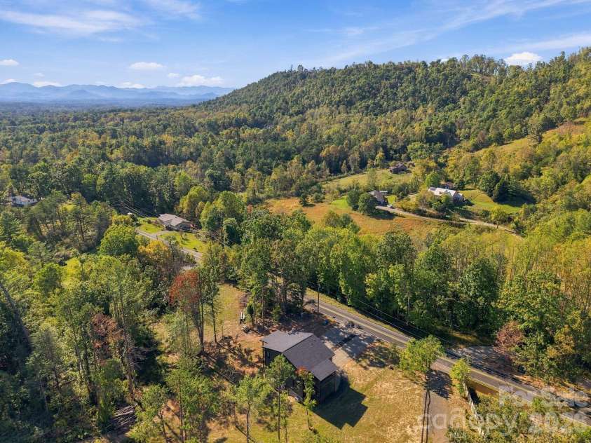 115 & 117 Union Chapel Road, Weaverville, NC 28787.  MLS# CAR4432593, YatesRealty ID 56118. 