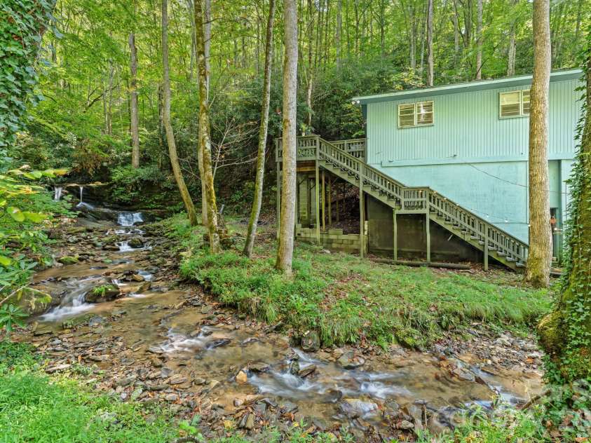 1000 Cane Creek Road, Sylva, NC 28779.  MLS# CAR4433583, YatesRealty ID 56119. 