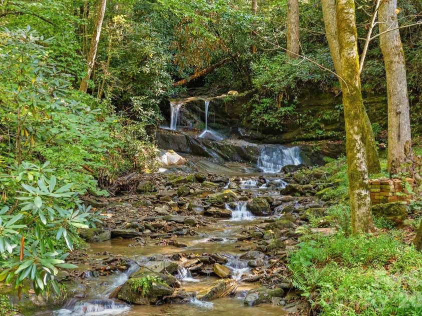 1000 Cane Creek Road, Sylva, NC 28779.  MLS# CAR4433583, YatesRealty ID 56119. 
