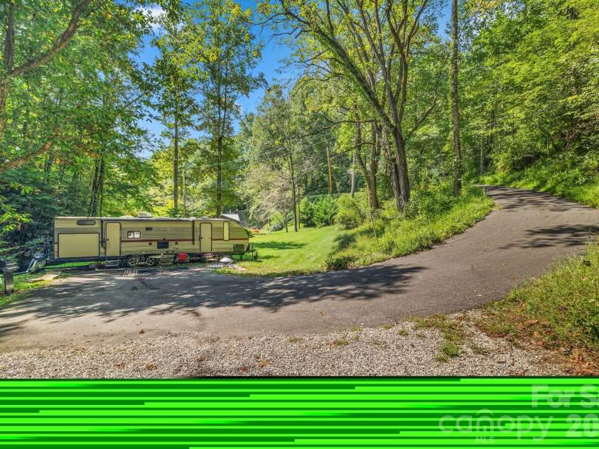1000 Cane Creek Road, Sylva, NC 28779.  MLS# CAR4433583, YatesRealty ID 56119. 