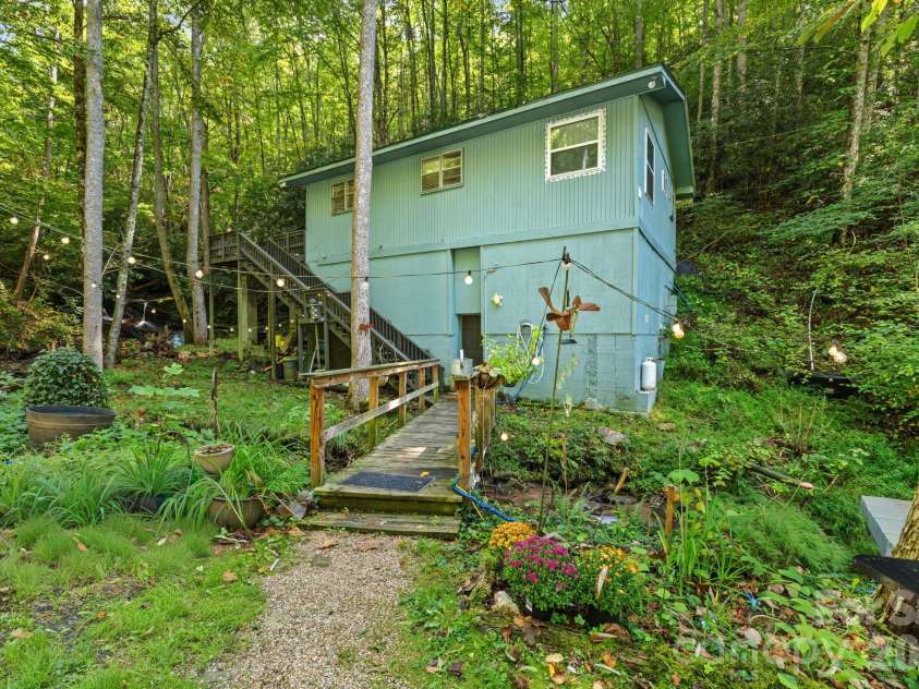 1000 Cane Creek Road, Sylva, NC 28779.  MLS# CAR4433583, YatesRealty ID 56119. 
