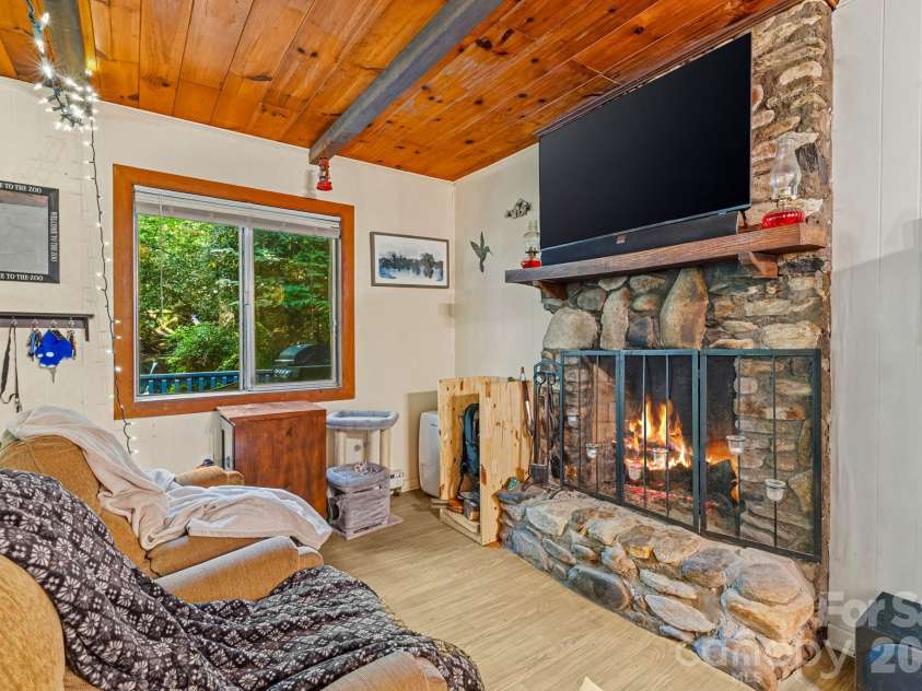 1000 Cane Creek Road, Sylva, NC 28779.  MLS# CAR4433583, YatesRealty ID 56119. 