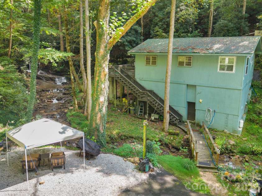 1000 Cane Creek Road, Sylva, NC 28779.  MLS# CAR4433583, YatesRealty ID 56119. 