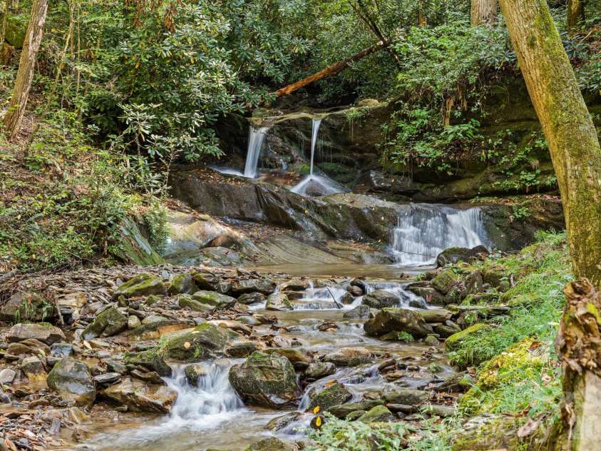 1000 Cane Creek Road, Sylva, NC 28779.  MLS# CAR4433583, YatesRealty ID 56119. 