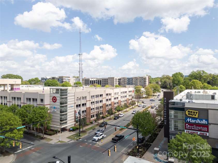 1100 Metropolitan Avenue, Charlotte, NC 28204.  MLS# CAR4241116, YatesRealty ID 5612. 