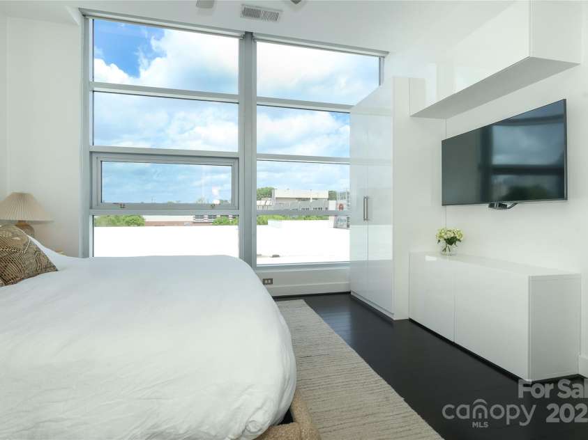 1100 Metropolitan Avenue, Charlotte, NC 28204.  MLS# CAR4241116, YatesRealty ID 5612. Incredible built-in storage in bedroom