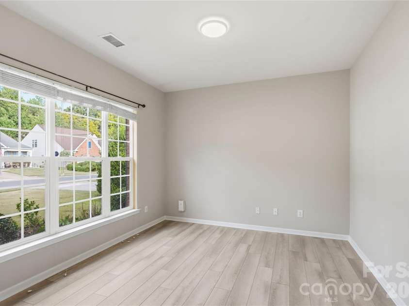 12409 Bobhouse Drive, Charlotte, NC 28277.  MLS# CAR4433393, YatesRealty ID 56120. 