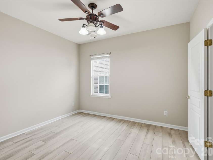 12409 Bobhouse Drive, Charlotte, NC 28277.  MLS# CAR4433393, YatesRealty ID 56120. 