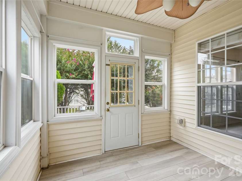 12409 Bobhouse Drive, Charlotte, NC 28277.  MLS# CAR4433393, YatesRealty ID 56120. 