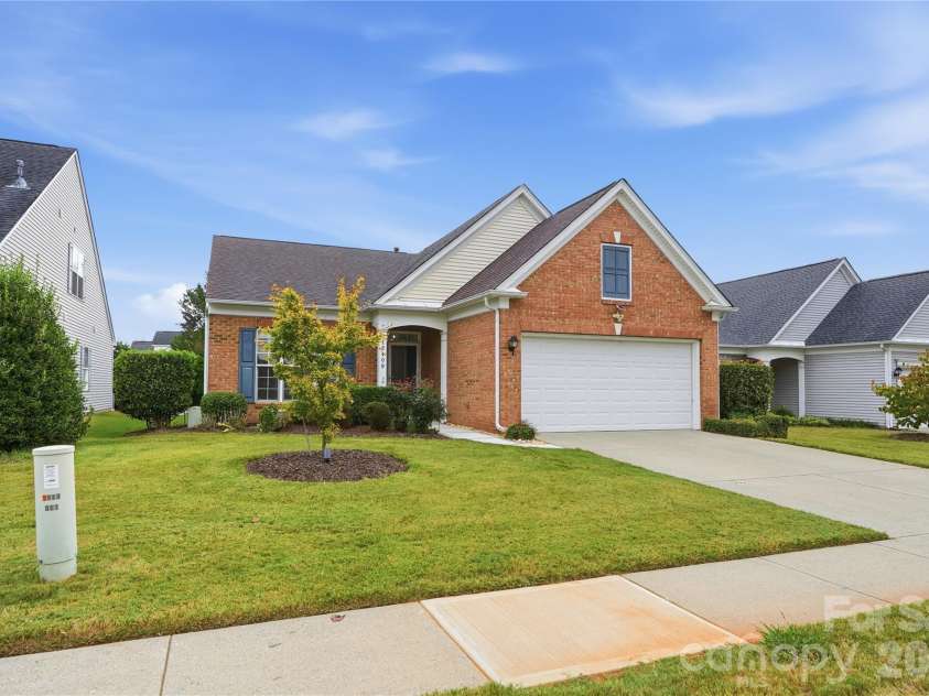 12409 Bobhouse Drive, Charlotte, NC 28277.  MLS# CAR4433393, YatesRealty ID 56120. 