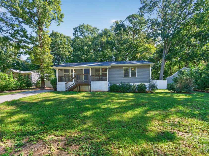 3812 Branding Iron Drive, Gastonia, NC 28052.  MLS# CAR4431762, YatesRealty ID 56121. 