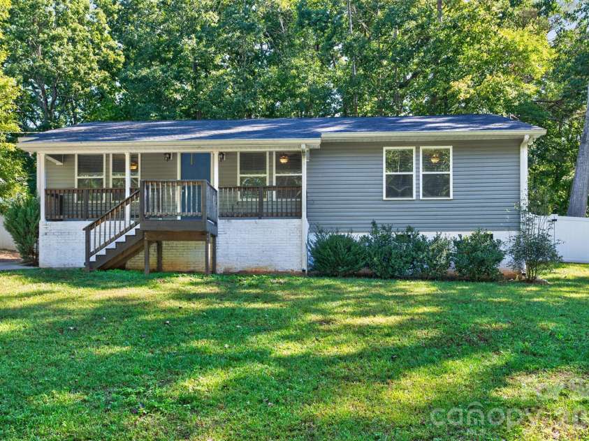 3812 Branding Iron Drive, Gastonia, NC 28052.  MLS# CAR4431762, YatesRealty ID 56121. 