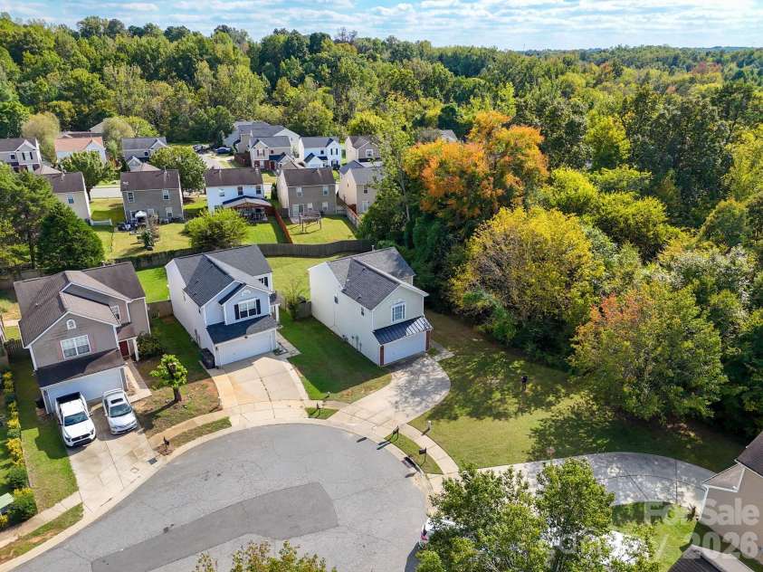 2727 Valley Court, Charlotte, NC 28273.  MLS# CAR4432338, YatesRealty ID 56122. 