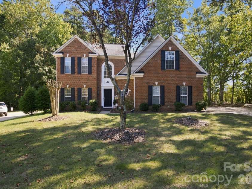 195 Huntly Lane, Mooresville, NC 28115.  MLS# CAR4433236, YatesRealty ID 56123. 