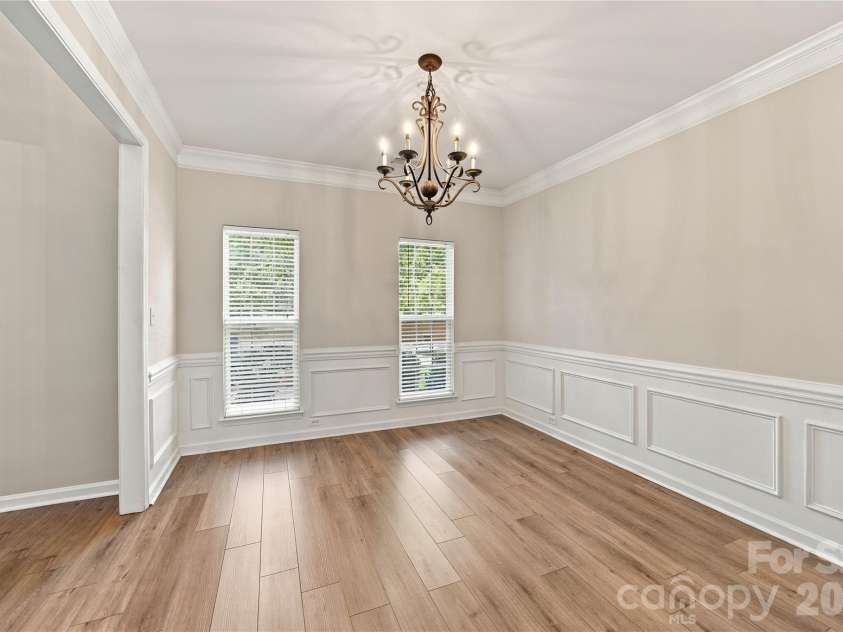 195 Huntly Lane, Mooresville, NC 28115.  MLS# CAR4433236, YatesRealty ID 56123. 