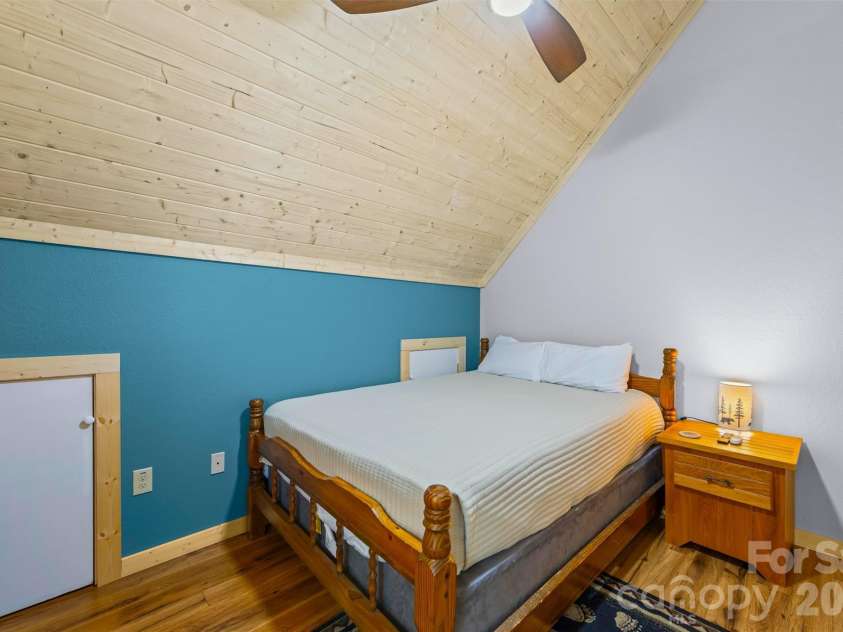 588 Panoramic Loop, Maggie Valley, NC 28751.  MLS# CAR4431380, YatesRealty ID 56124. 