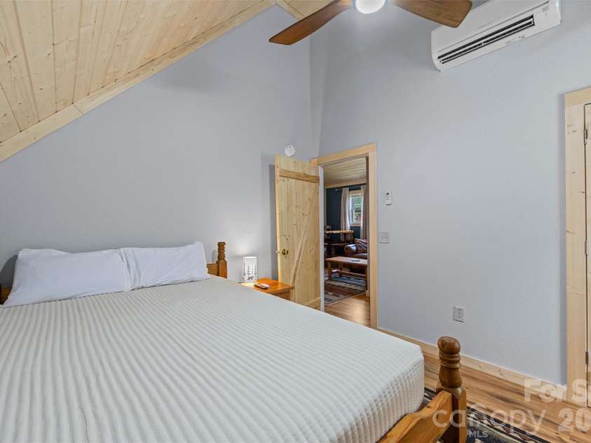 588 Panoramic Loop, Maggie Valley, NC 28751.  MLS# CAR4431380, YatesRealty ID 56124. 