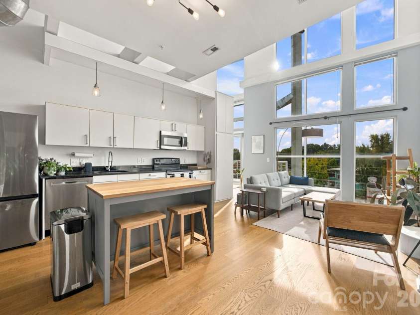 3123 Davidson Street, Charlotte, NC 28205.  MLS# CAR4433136, YatesRealty ID 56125. 