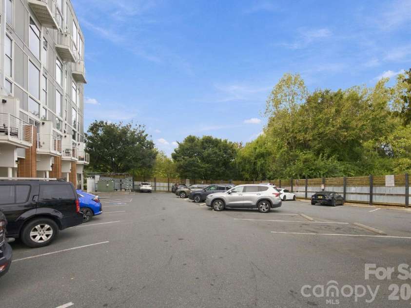 3123 Davidson Street, Charlotte, NC 28205.  MLS# CAR4433136, YatesRealty ID 56125. 