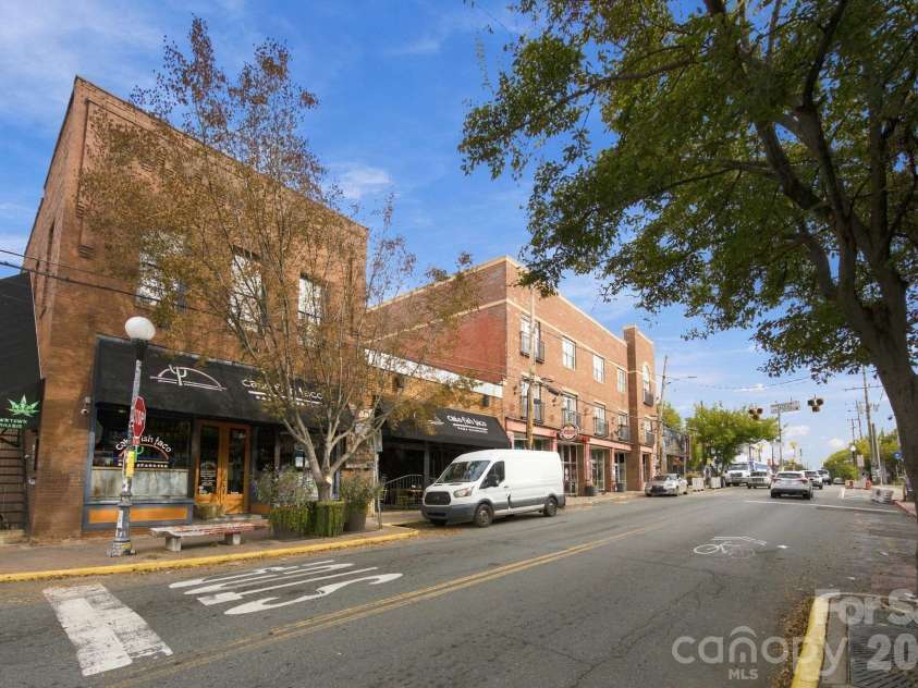 3123 Davidson Street, Charlotte, NC 28205.  MLS# CAR4433136, YatesRealty ID 56125. 