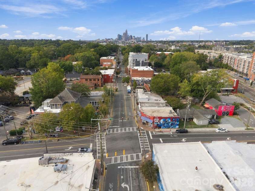 3123 Davidson Street, Charlotte, NC 28205.  MLS# CAR4433136, YatesRealty ID 56125. 