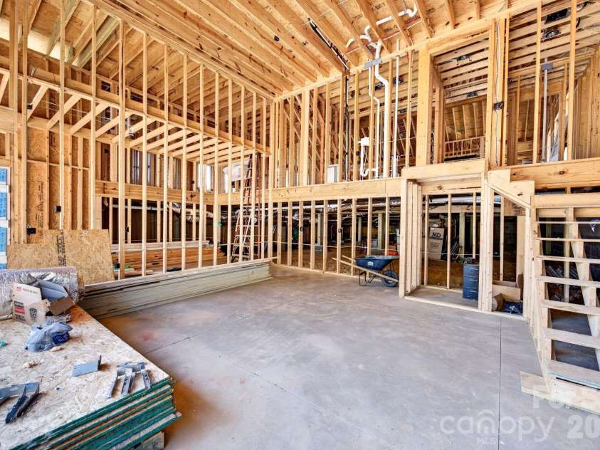 154 Twin Courts Drive, Weaverville, NC 28787.  MLS# CAR4426503, YatesRealty ID 56126. 