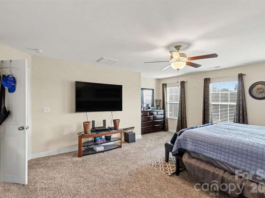 8813 Crape Myrtle Drive, Stanfield, NC 28163.  MLS# CAR4430674, YatesRealty ID 56128. 
