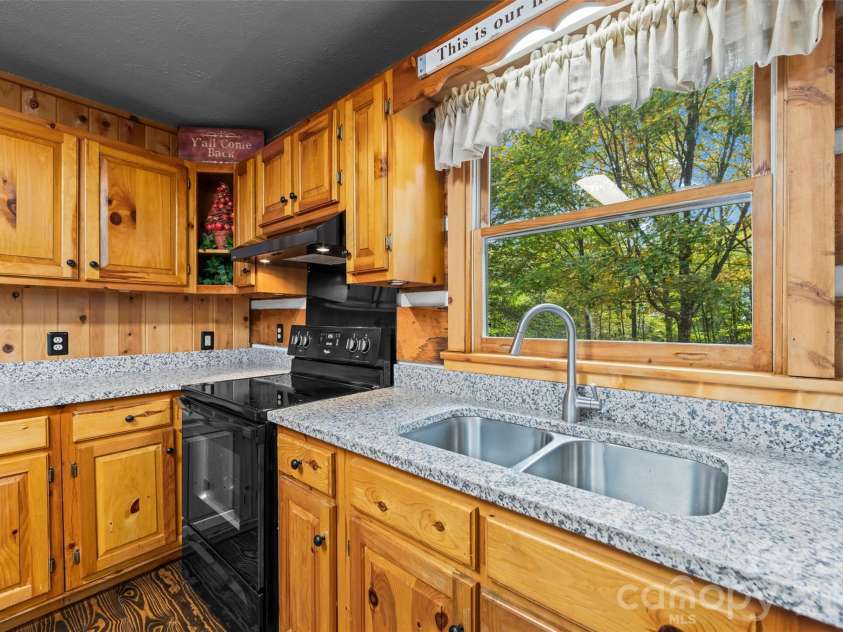 758 Mashstomp Road, Maggie Valley, NC 28751.  MLS# CAR4433434, YatesRealty ID 56129. 
