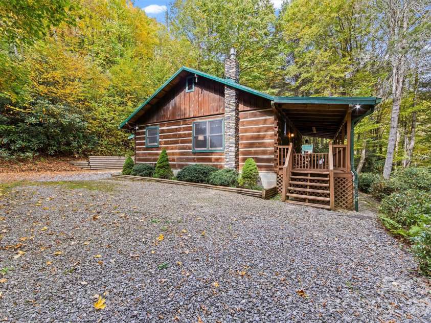 758 Mashstomp Road, Maggie Valley, NC 28751.  MLS# CAR4433434, YatesRealty ID 56129. 