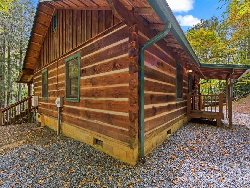 758 Mashstomp Road, Maggie Valley, NC 28751.  MLS# CAR4433434, YatesRealty ID 56129. 