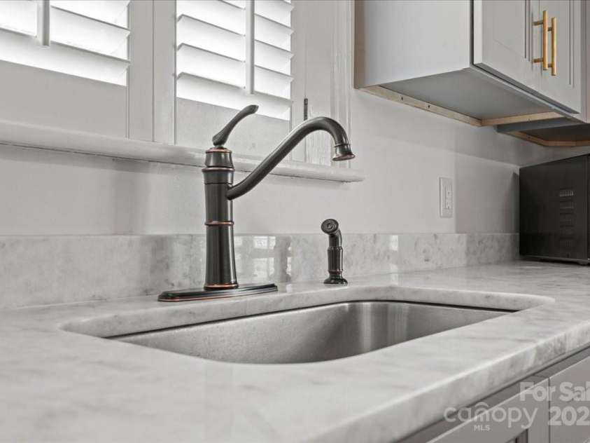 131 Jordan Street, Bennettsville, SC 29512.  MLS# CAR4245807, YatesRealty ID 5613. 