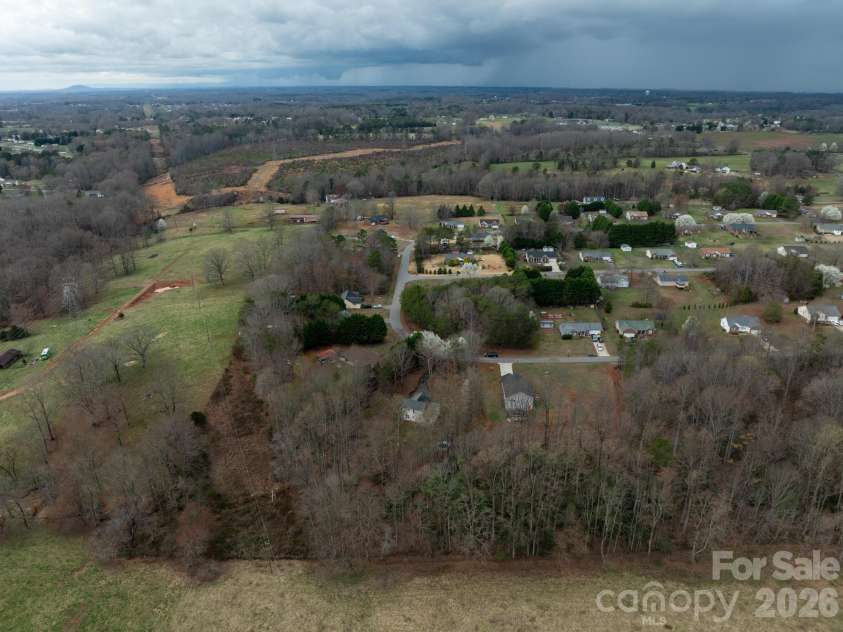 4927 Gateway Drive, Claremont, NC 28610.  MLS# CAR4356298, YatesRealty ID 5613. 
