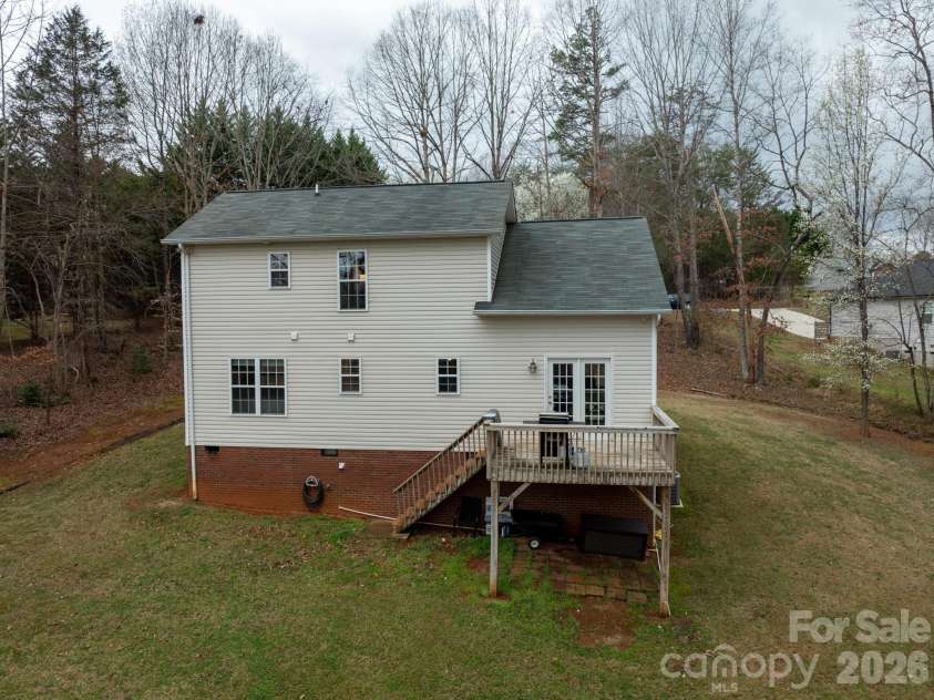 4927 Gateway Drive, Claremont, NC 28610.  MLS# CAR4356298, YatesRealty ID 5613. 
