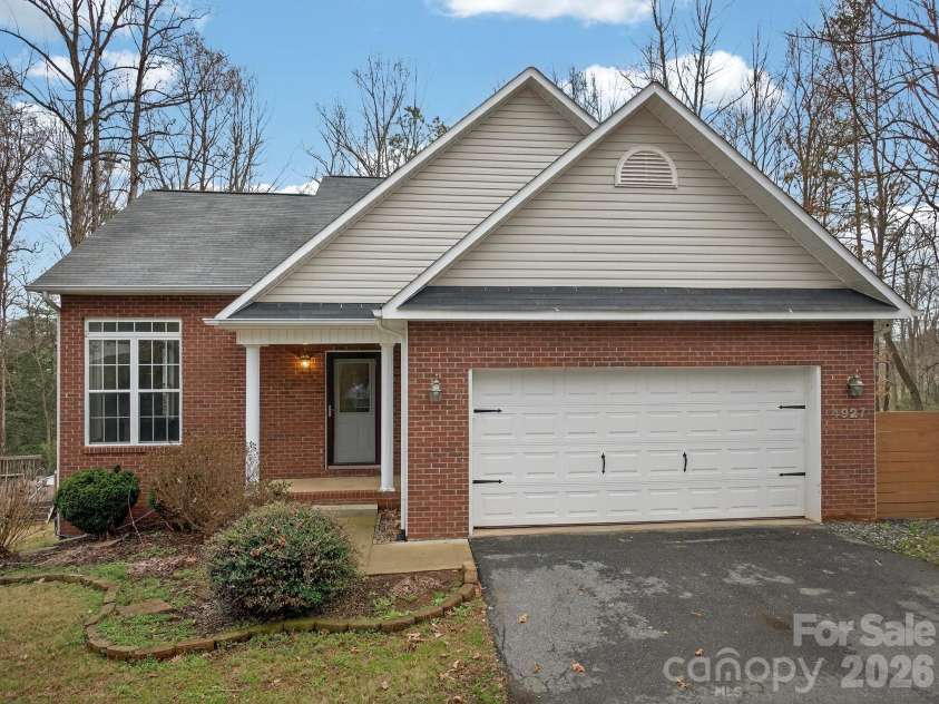 4927 Gateway Drive, Claremont, NC 28610.  MLS# CAR4356298, YatesRealty ID 5613. 