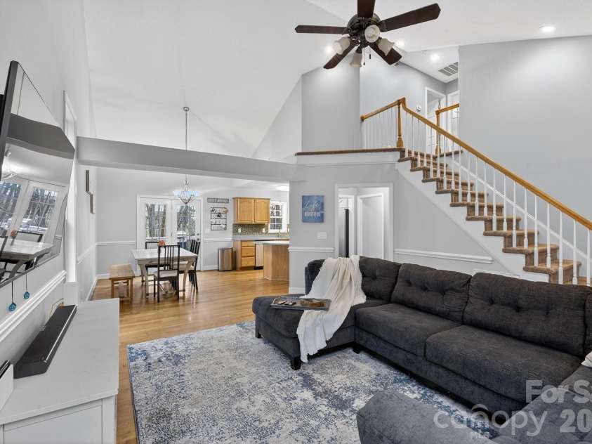 4927 Gateway Drive, Claremont, NC 28610.  MLS# CAR4356298, YatesRealty ID 5613. 