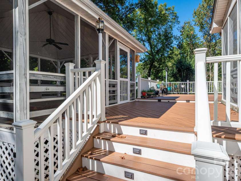 2545 Les Lane, Denver, NC 28037.  MLS# CAR4430593, YatesRealty ID 56130. 