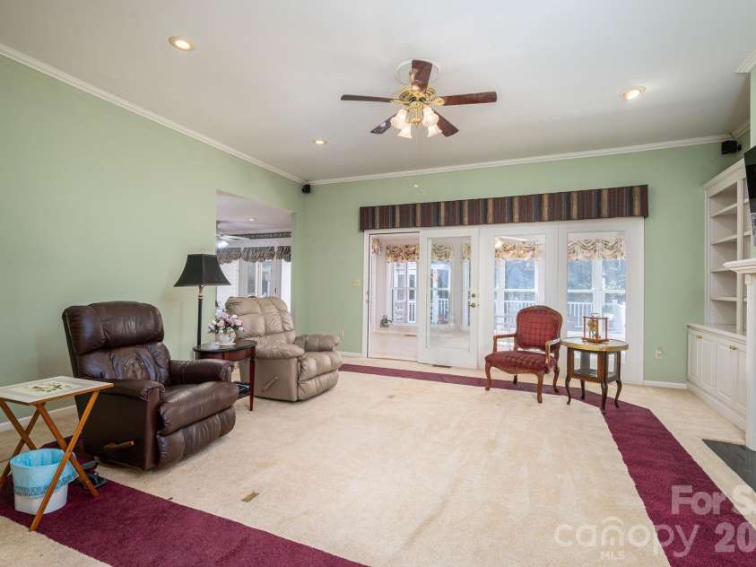 2545 Les Lane, Denver, NC 28037.  MLS# CAR4430593, YatesRealty ID 56130. 