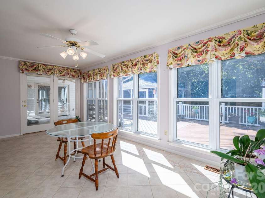 2545 Les Lane, Denver, NC 28037.  MLS# CAR4430593, YatesRealty ID 56130. 