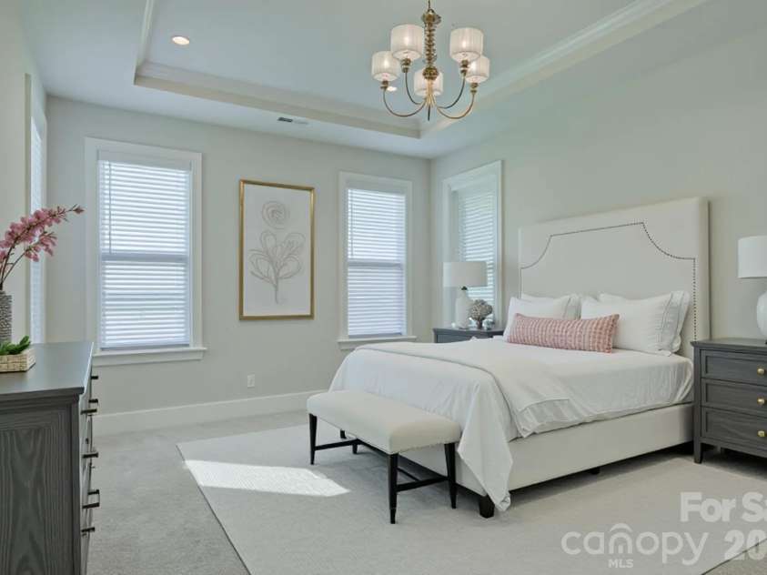 82105 Standing Oak Drive, Charlotte, NC 28278.  MLS# CAR4410343, YatesRealty ID 56131. Virtually staged primary suite
