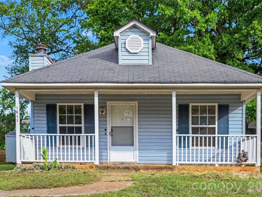 1611 Dendy Lane, Pineville, NC 28134.  MLS# CAR4433531, YatesRealty ID 56134. 
