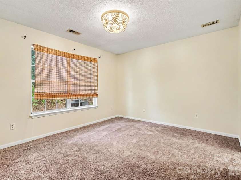 1611 Dendy Lane, Pineville, NC 28134.  MLS# CAR4433531, YatesRealty ID 56134. 