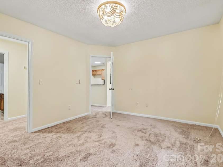 1611 Dendy Lane, Pineville, NC 28134.  MLS# CAR4433531, YatesRealty ID 56134. 