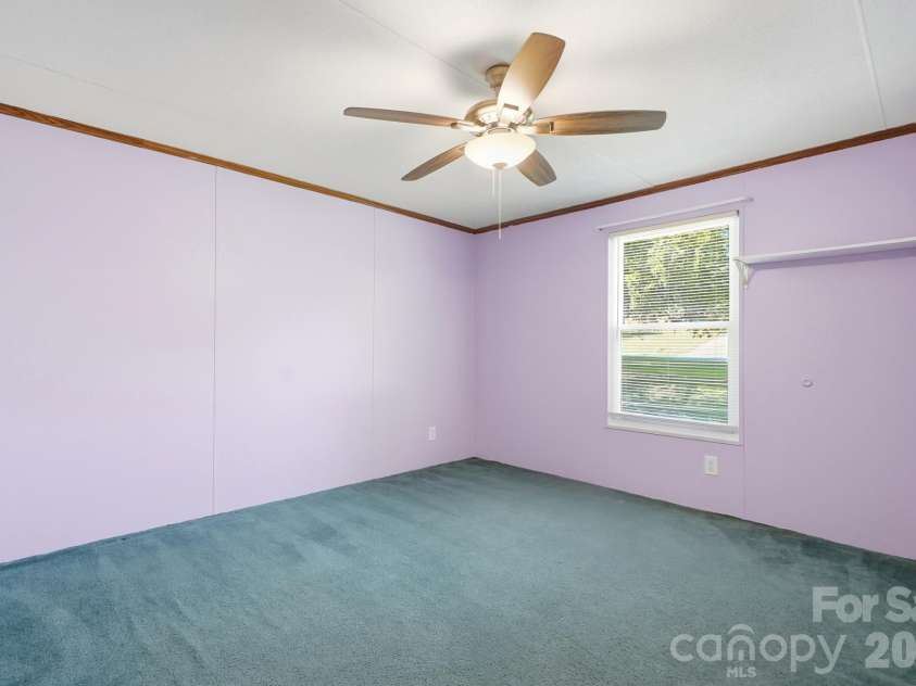 6017 Frazier Drive, Davidson, NC 28036.  MLS# CAR4431808, YatesRealty ID 56136. 