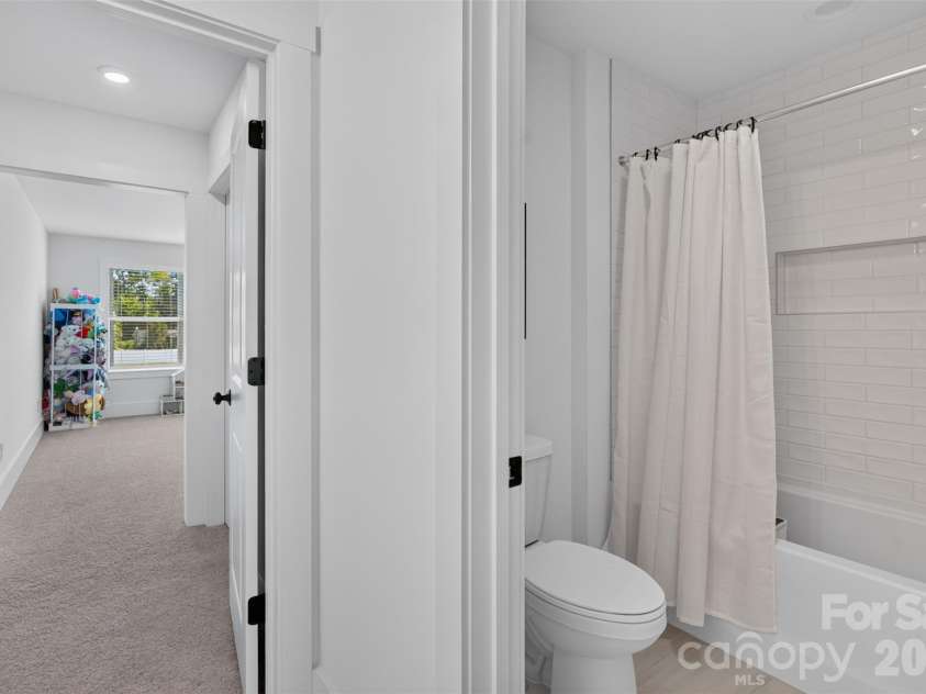 1130 Zettie Avenue, Kannapolis, NC 28083.  MLS# CAR4430467, YatesRealty ID 56139. 