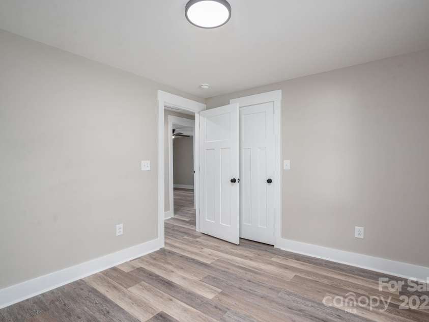 926 Howard Avenue, Gastonia, NC 28054.  MLS# CAR4325403, YatesRealty ID 5614. 