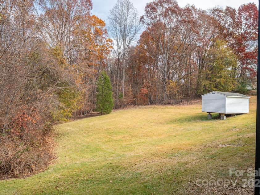 926 Howard Avenue, Gastonia, NC 28054.  MLS# CAR4325403, YatesRealty ID 5614. 