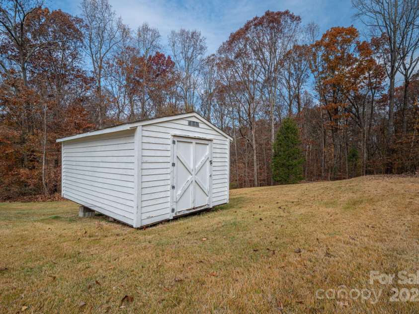 926 Howard Avenue, Gastonia, NC 28054.  MLS# CAR4325403, YatesRealty ID 5614. 