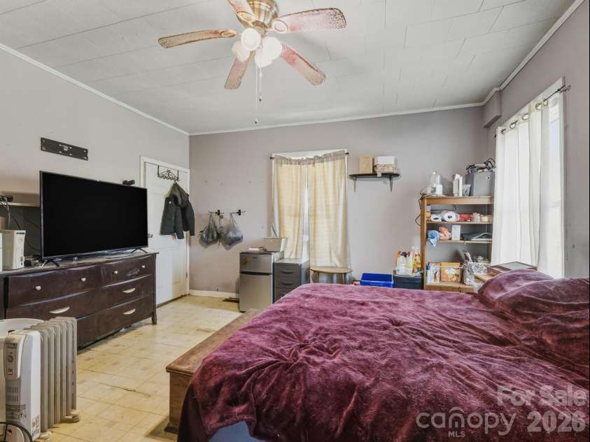 3030 Shannon Street, Sharon, SC 29742.  MLS# CAR4398483, YatesRealty ID 5615. 
