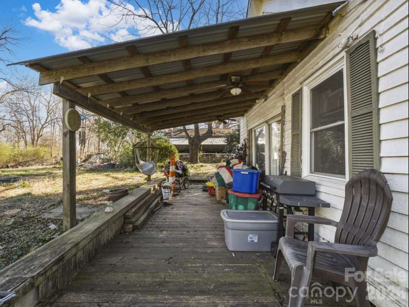 3030 Shannon Street, Sharon, SC 29742.  MLS# CAR4398483, YatesRealty ID 5615. 