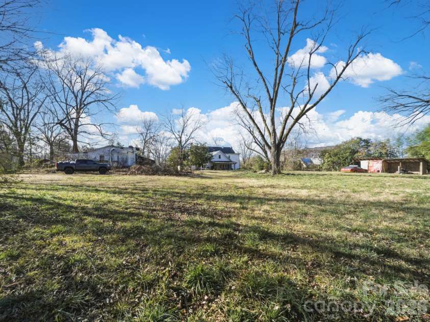 3030 Shannon Street, Sharon, SC 29742.  MLS# CAR4398483, YatesRealty ID 5615. 